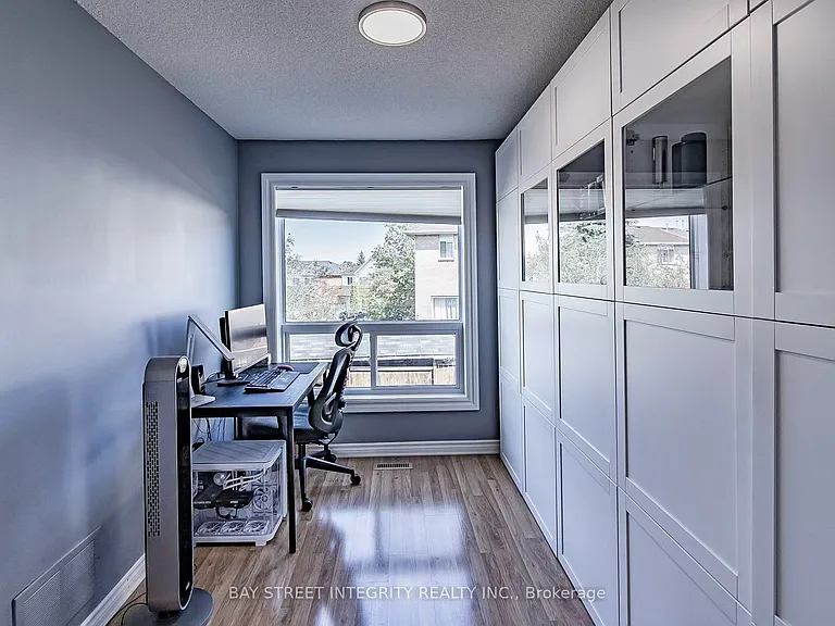 94 William Curtis Cir — Photo 5