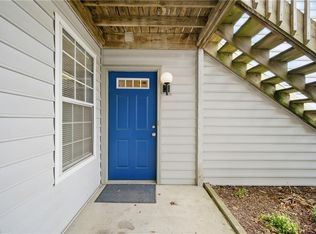 612 Waters Dr, Virginia Beach, VA 23462