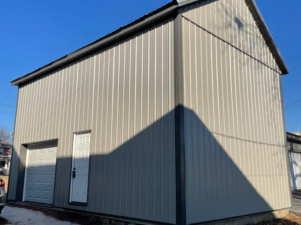 414 S Railroad St, Myerstown, PA 17067