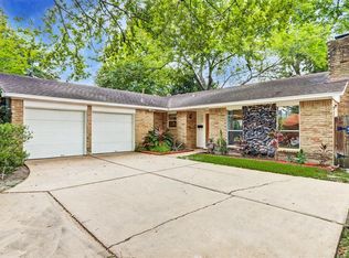 9606 Windswept Ln, Houston, TX 77063