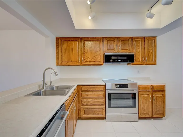 5526 N Arroyo Grande Dr — Photo 6