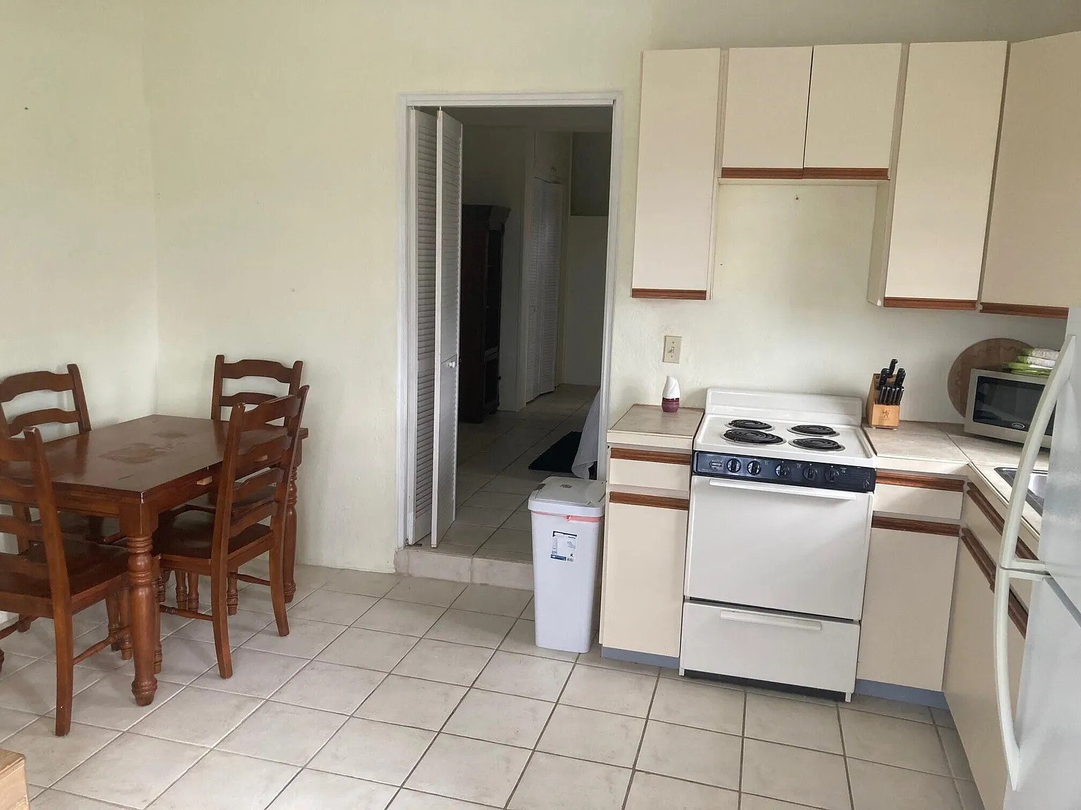 1 bed, 750 sqft, $1,200 — Photo 4