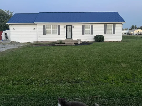 8271 Ashridge Arnheim Rd, Sardinia, OH 45171