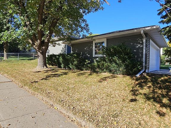 4th image of 2518 Apache Dr