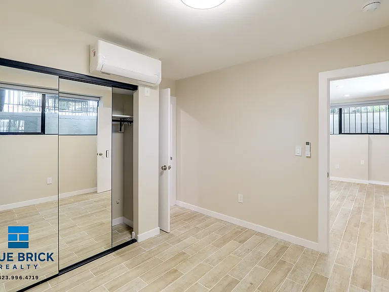 1035 N Hayworth Ave #100 — Photo 15