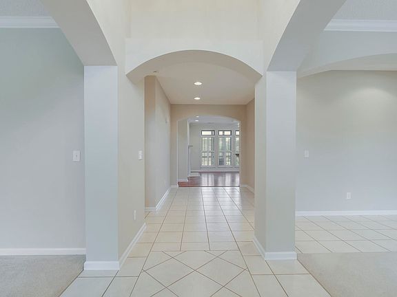 3rd image of 307 Coyatee Shores Trce