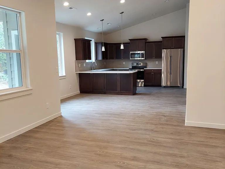 17026 Kasserman Dr — Photo 3