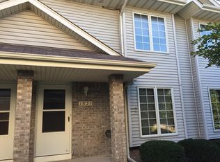 1825 Earl Rd, Iowa City, IA 52246