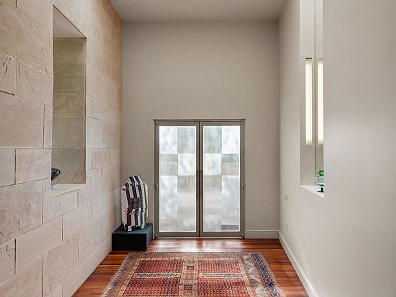 4th image of 6301 N 51st Pl