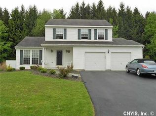 5014 Dongara Ln, Clay, NY