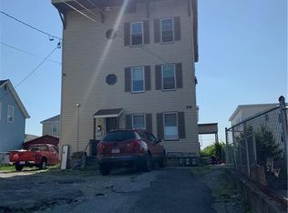 334 Wood Ave, Woonsocket, RI 02895