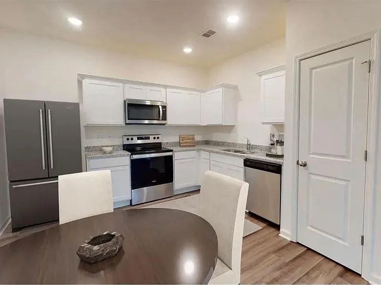 6195 Daerr Ridge St — Photo 4