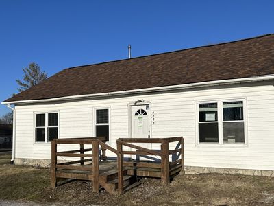 6225 S Commercial St, Columbus, IN, 47201