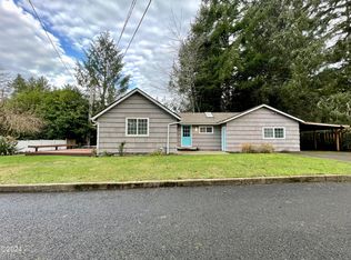 1375 NE East Devils Lake Rd, Otis, OR 97368