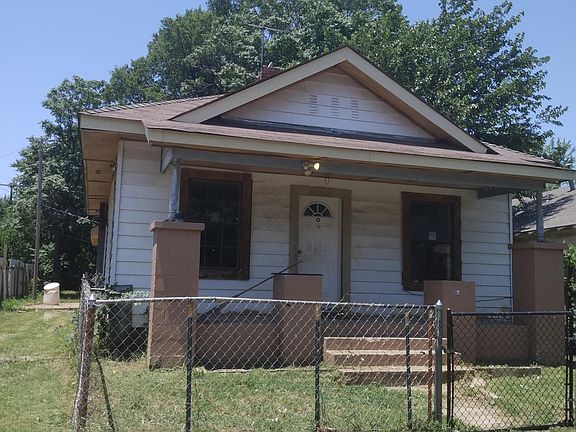 2nd image of 2319 S Broadway Ave