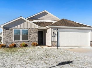 12643 Watts Dr, Fort Wayne, IN 46818