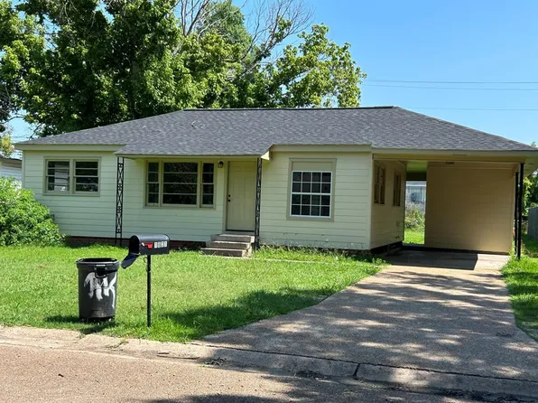 1621 Camellia St, Vidalia, LA 71373