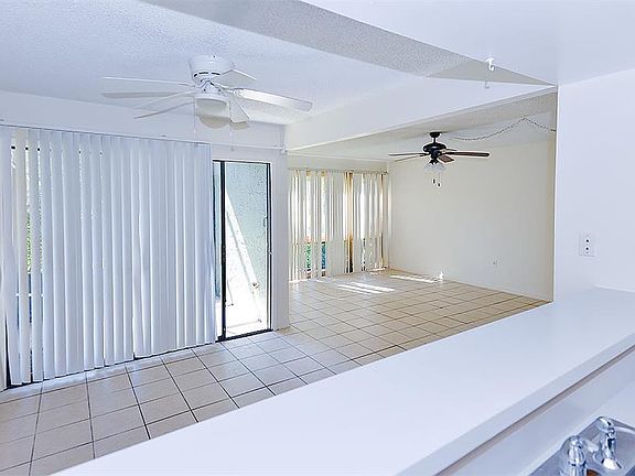 5th image of 5944 Peregrine Ave #4