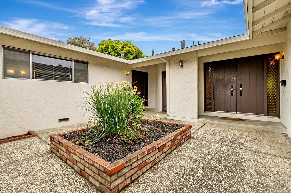 Building Photo - 844 Doyle Rd #844