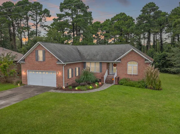 815 Pelican Drive, New Bern, NC 28560