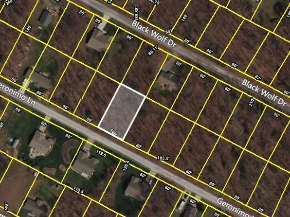 1111 Geronimo Ln, Crossville, TN 38572