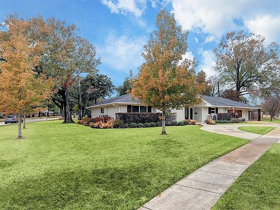 3rd image of 1503 W T C Jester Blvd