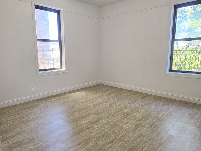 731 Gerard Ave #2B — Photo 13