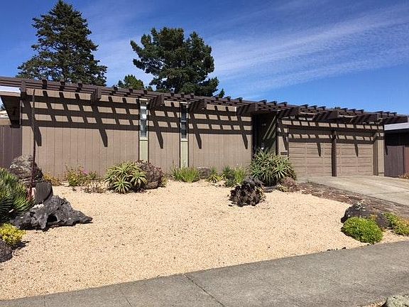 2nd image of 8030 Shay Dr