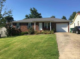 140 Windmere Dr, Paducah, KY 42001