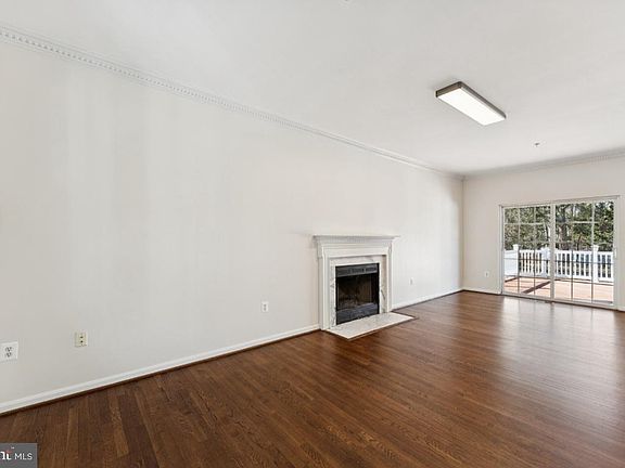 5th image of 8629 Park Ave