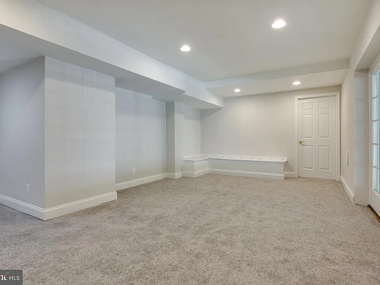 2191 Oak Forest Dr — Photo 63