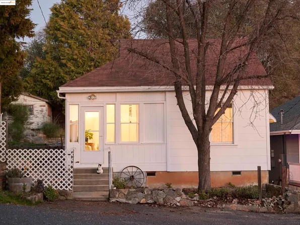 18479 Madrone St, Tuolumne, CA 95379