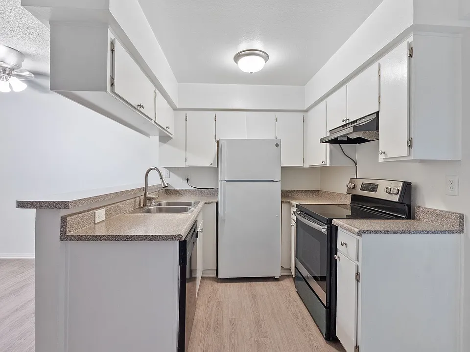 13266 Foothill Blvd #205