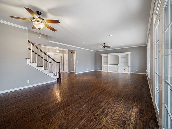 5th image of 3207 Heritage Dr