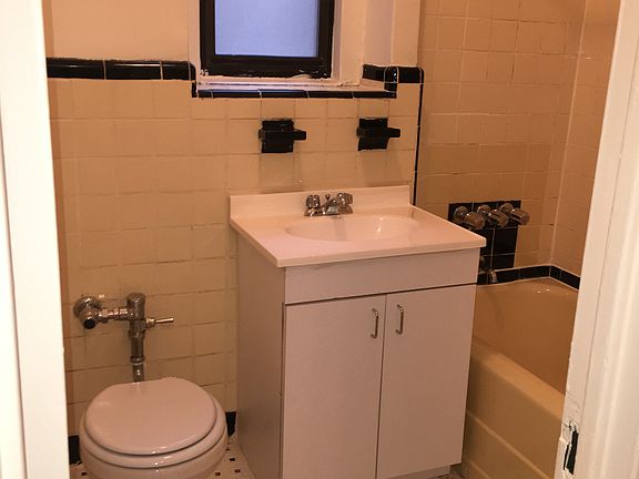 5th image of 4721 41st St APT K5