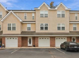 1123 Arlynn Ln, Virginia Beach, VA 23451