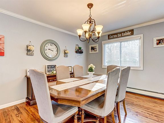 4th image of 6 Beverly Ct