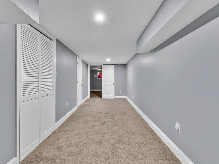 2617 E Preston St — Photo 26
