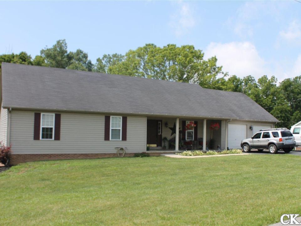 1st image of 200 Shady Brook Dr
