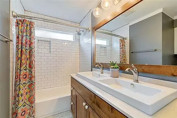 7610 Dallas Dr — Photo 7