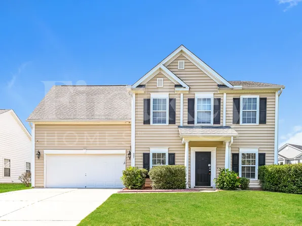 337 Lakewind Dr, Moncks Corner, SC 29461