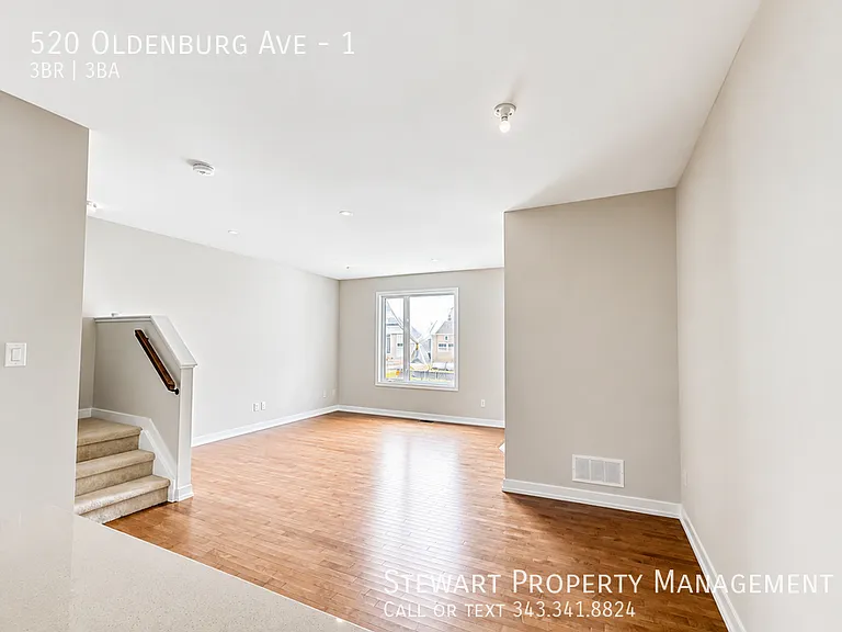 520 Oldenburg Ave #1 — Photo 9