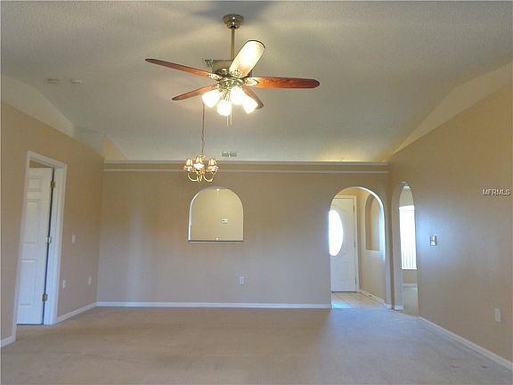 5th image of 3809 Stonefield Dr