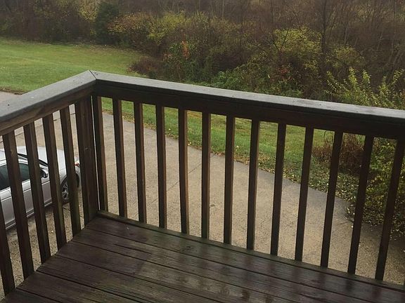 3rd image of 111 Manna Dr APT 3