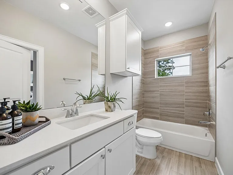 5205 Amber Sunrise Dr — Photo 35