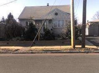 11 Liberty Ave, Linden, NJ 07036