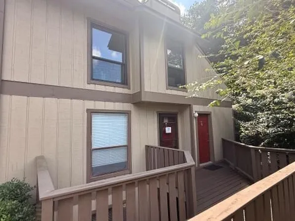 908 Woodcliff Dr, Sandy Springs, GA 30350
