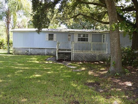 5th image of 2222 Moccasin Dr