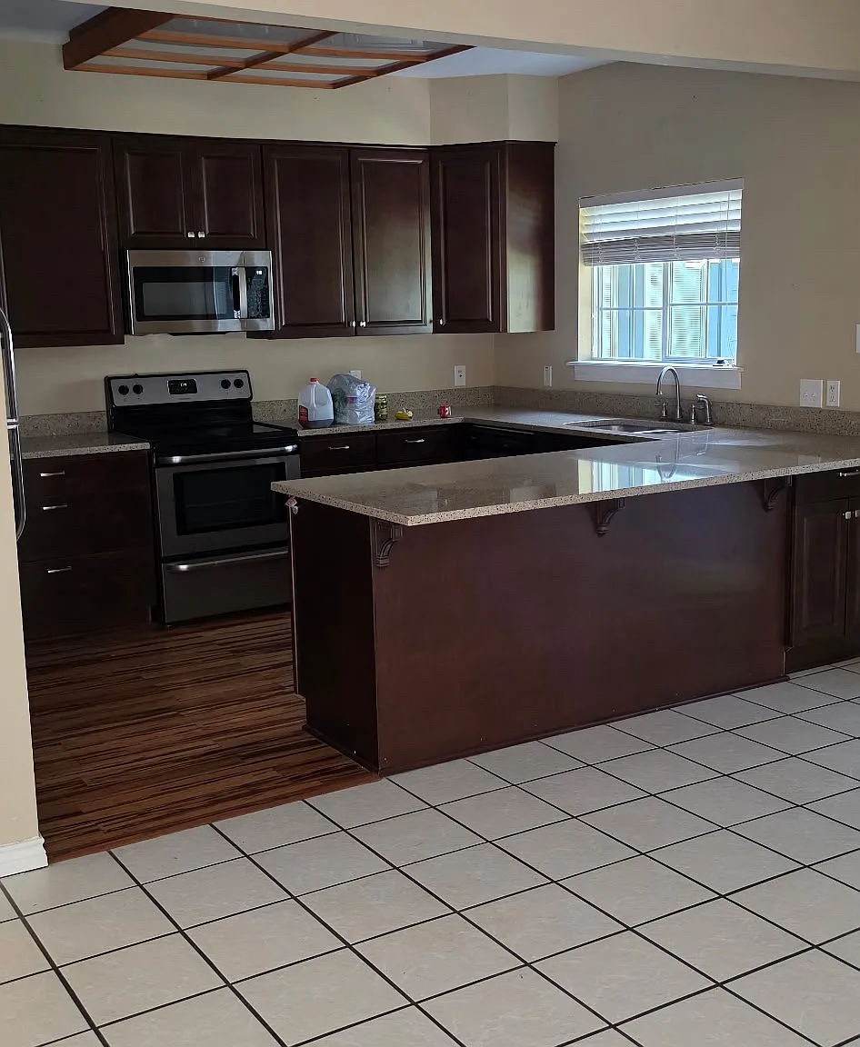 2 bed, 1500 sqft, $1,700 — Photo 2