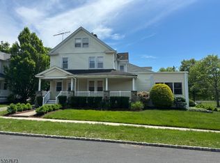 12 Peapack Rd, Far Hills, NJ 07931